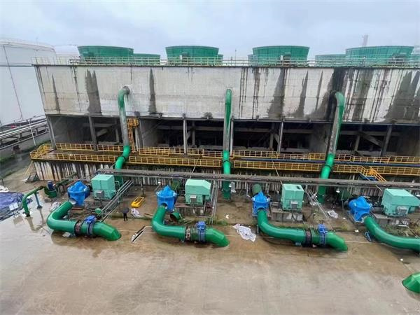 工業(yè)型冷卻塔如何降低噪音,華信工業(yè)冷卻塔